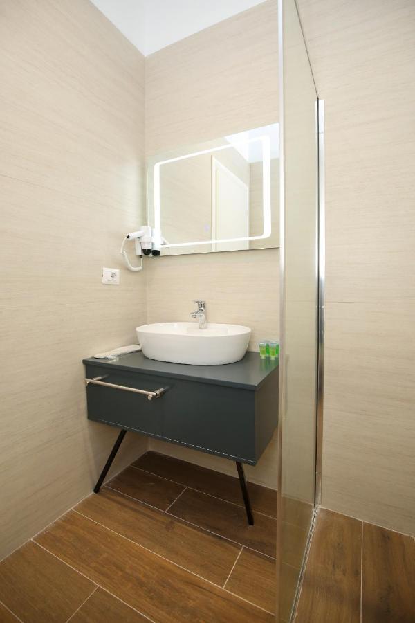 Hotel Amantia Orikum Dış mekan fotoğraf